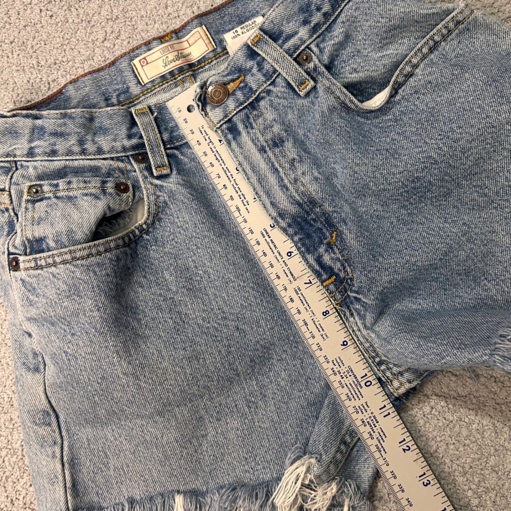 Levi Strauss Denim Shorts Loose Fit 16 Blue Vintage Y2K Baggy Cut Off - Picture 9 of 9